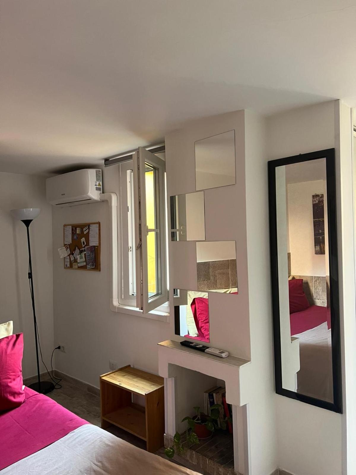 Monolocale Trastevere Locato Per Finalita Turistiche Rzym Zewnętrze zdjęcie